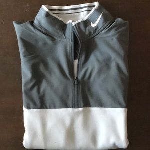 Nike Golf Jacket. Tour performance.